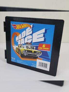 Hot Wheels Made to Race 6-Car Case - Black